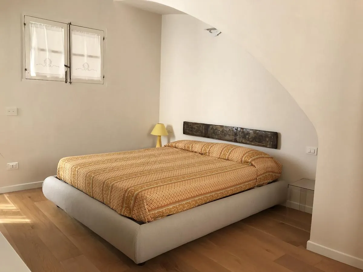 Dimora Di Charme Cassaro 168 Bed and Breakfast Marsala Italien